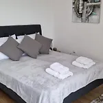 Apartment тони 1 с панорамна морска гледка и паркинг