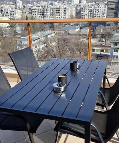 студио тони 1 Варна