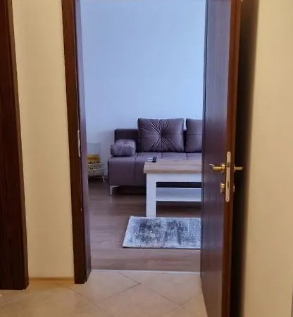 Apartamento студио тони 1 *