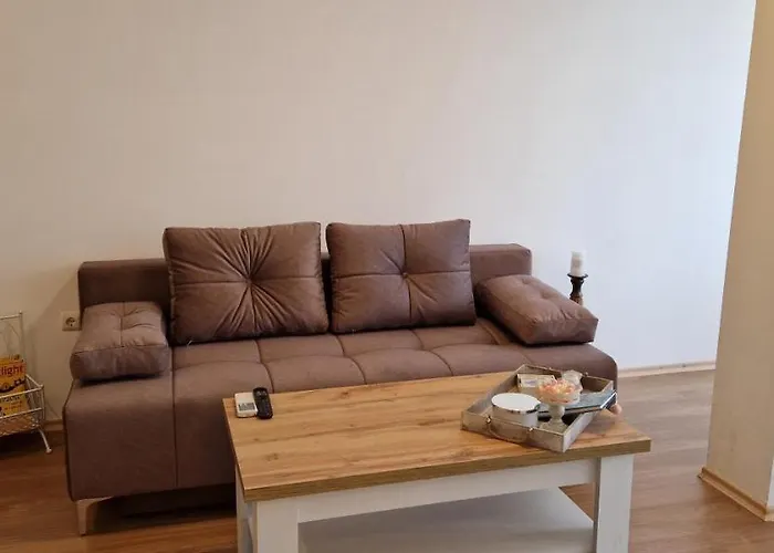 Apartment тони 1 с панорамна морска гледка и паркинг Varna